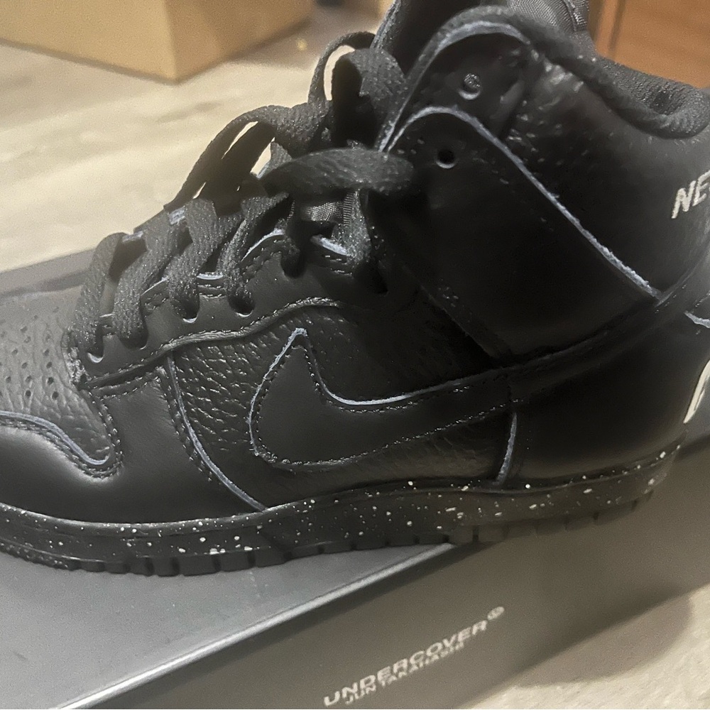 Nike Black High-Top Sneakers with Speckled Sole